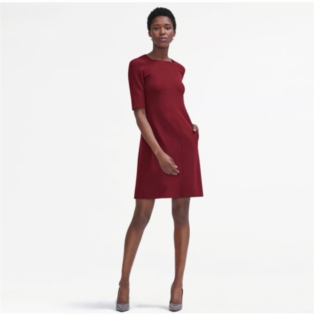 M.M.LaFleur
The Emily Square Neck Half Sleeve Dress
